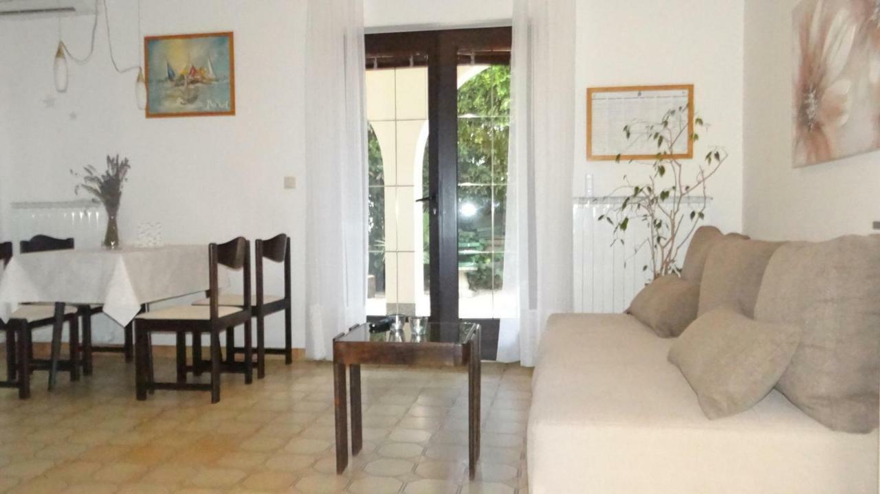 Apartman Magasic Krk Town Exterior photo